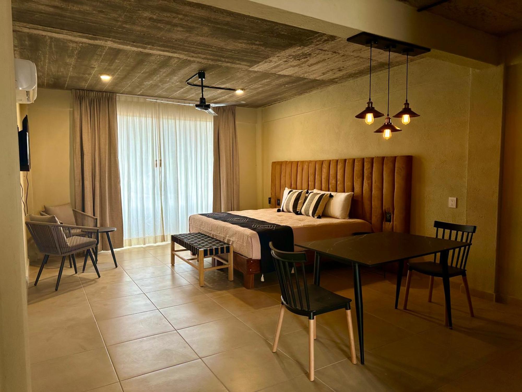 Lolitas Suites 303 Zihuatanejo Exterior foto